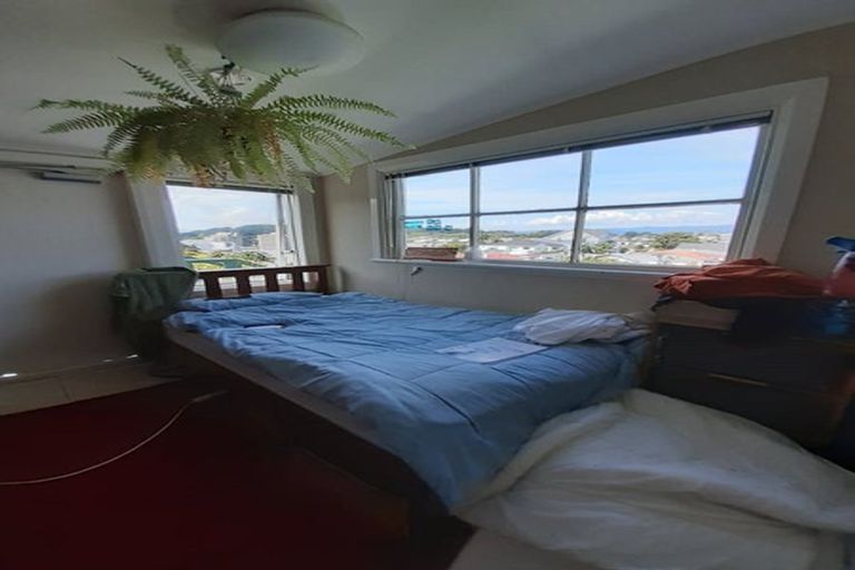 Photo of property in 2 Mudges Terrace, Newtown, Wellington, 6021