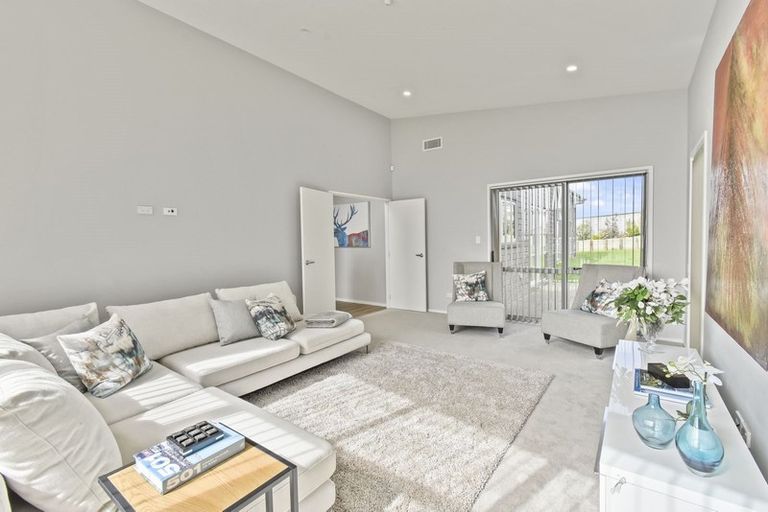 Photo of property in 5 Deol Drive, Pukekohe, 2120