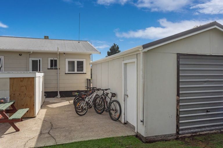 Photo of property in 6 Rimu Street, Edgecumbe, 3120