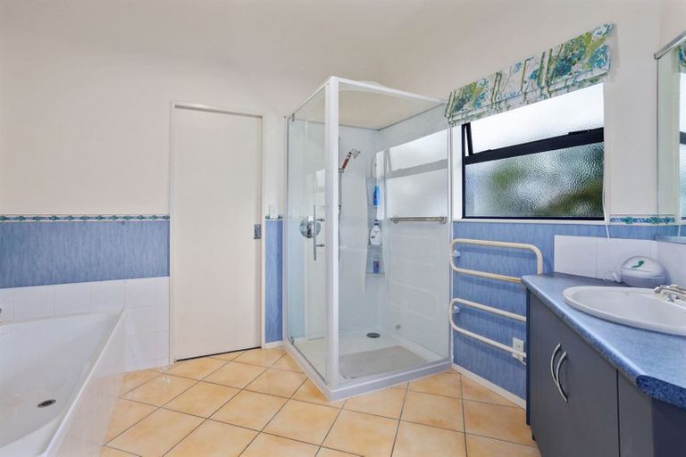 Photo of property in 20 Rangitukehu Street, Ohope, 3121