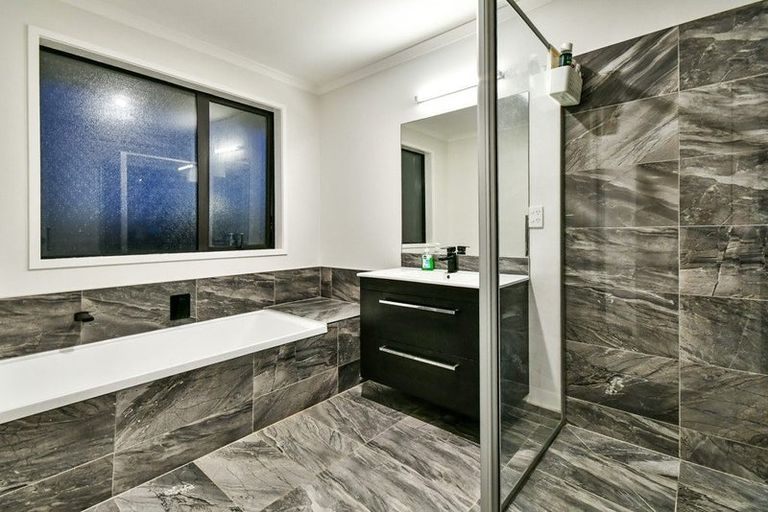 Photo of property in 15 Piripono Crescent, Pukekohe, 2120