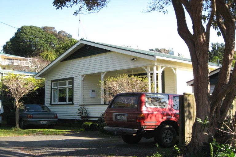 Photo of property in 68 Belt Road, New Plymouth, 4310