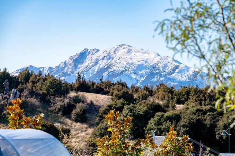 Photo of property in 59 Minaret Ridge, Wanaka, 9305