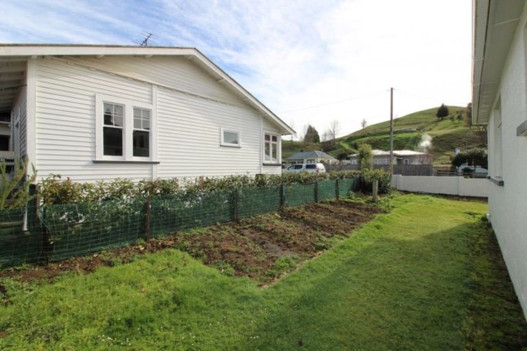 Photo of property in 18 Goldfinch Street, Taihape, 4720
