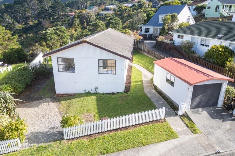 Photo of property in 65 Percy Dyett Drive, Karori, Wellington, 6012