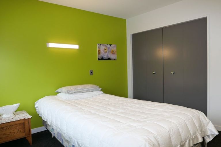 Photo of property in 118 Ngarara Road, Waikanae, 5036