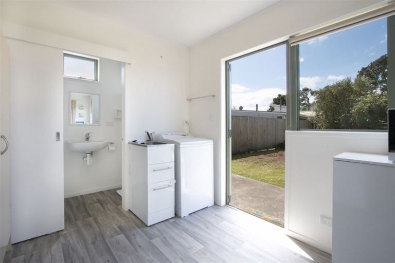Photo of property in 4a Athenree Road, Athenree, Waihi Beach, 3177