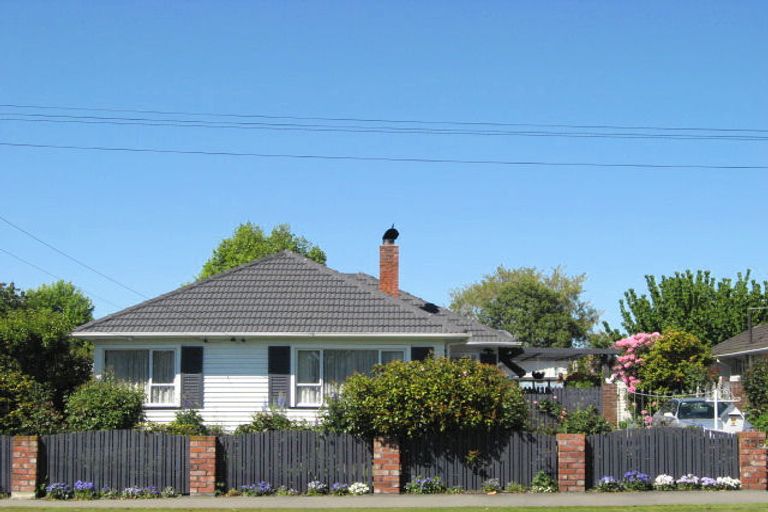 Photo of property in 335 Wairakei Road, Burnside, Christchurch, 8053