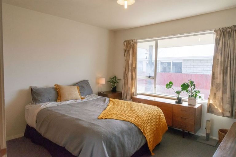 Photo of property in 1/17 Kuaka Crescent, Bromley, Christchurch, 8062