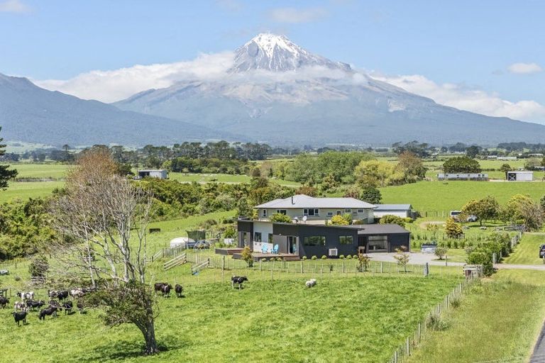 Photo of property in 205 Puniho Road, Warea, New Plymouth, 4381