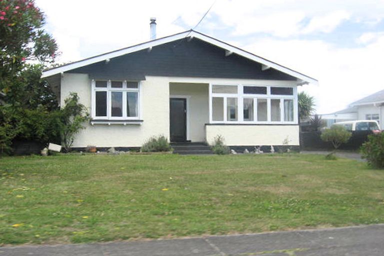 Photo of property in 3 Brunswick Road, Aramoho, Whanganui, 4500