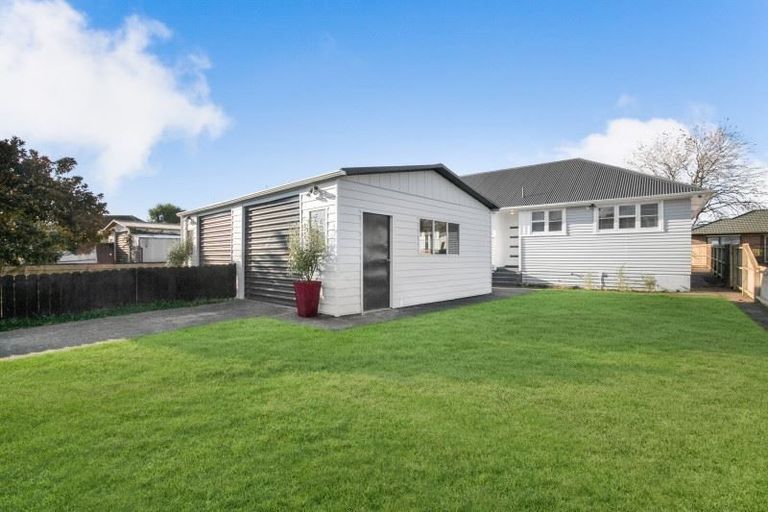 Photo of property in 54b Arimu Road, Papakura, 2110