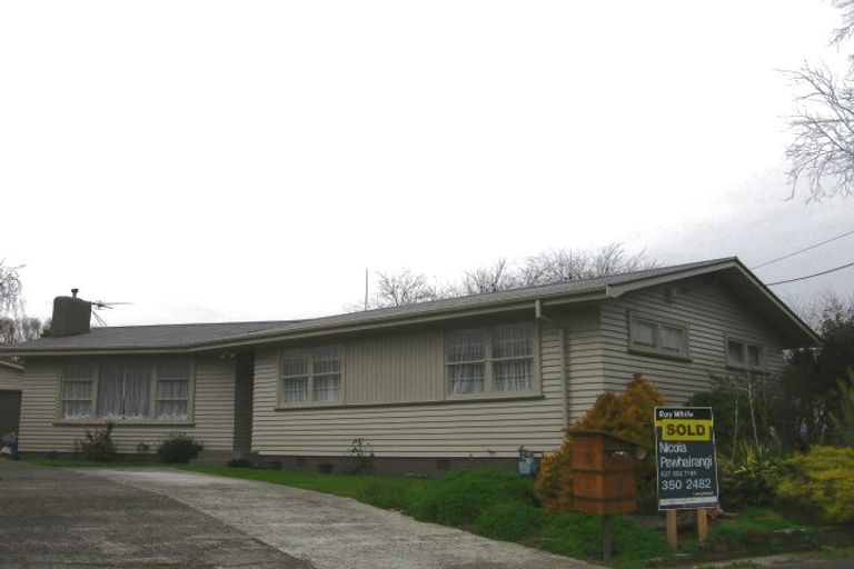 Photo of property in 15 Tararua Terrace, Cloverlea, Palmerston North, 4412