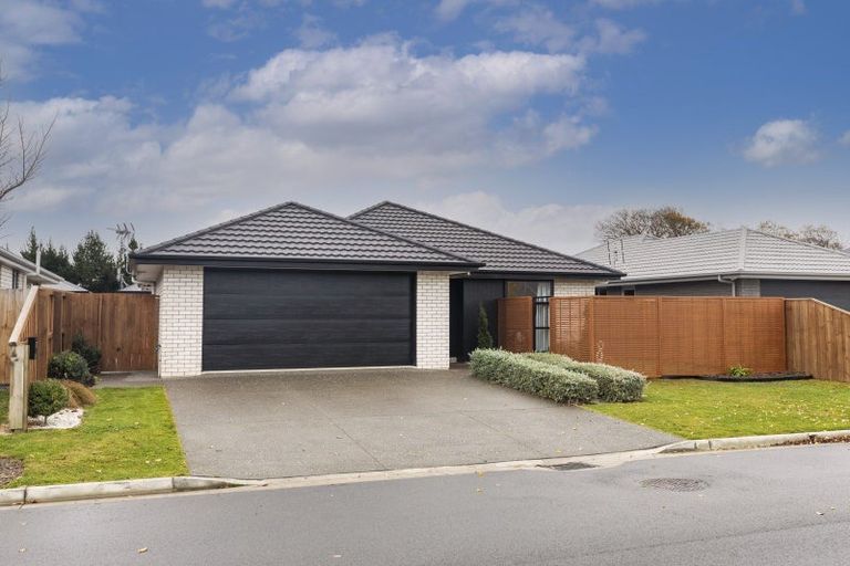 Photo of property in 30 Quinn Crescent, Woodend, 7610