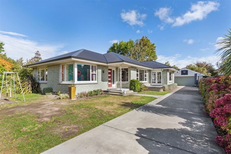 Photo of property in 22 Joyce Crescent, Ilam, Christchurch, 8041