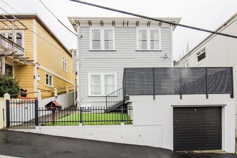 Photo of property in 90 Ellice Street, Mount Victoria, Wellington, 6011