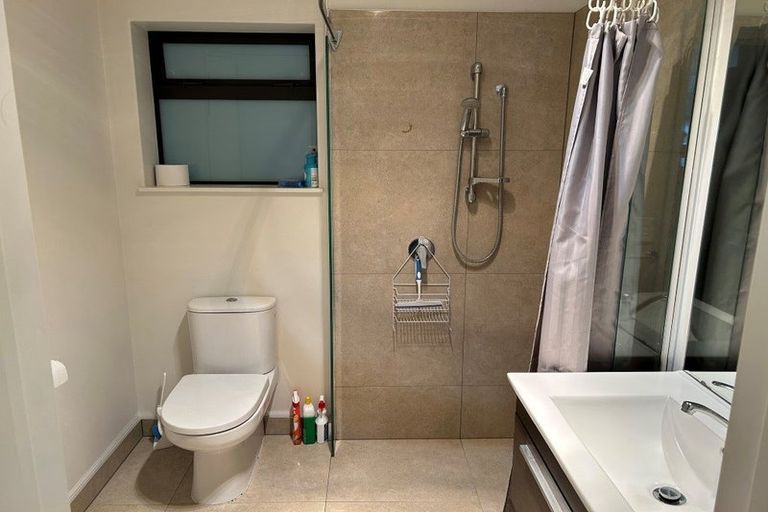 Photo of property in 5 Len Brown Place, Pukekohe, 2120