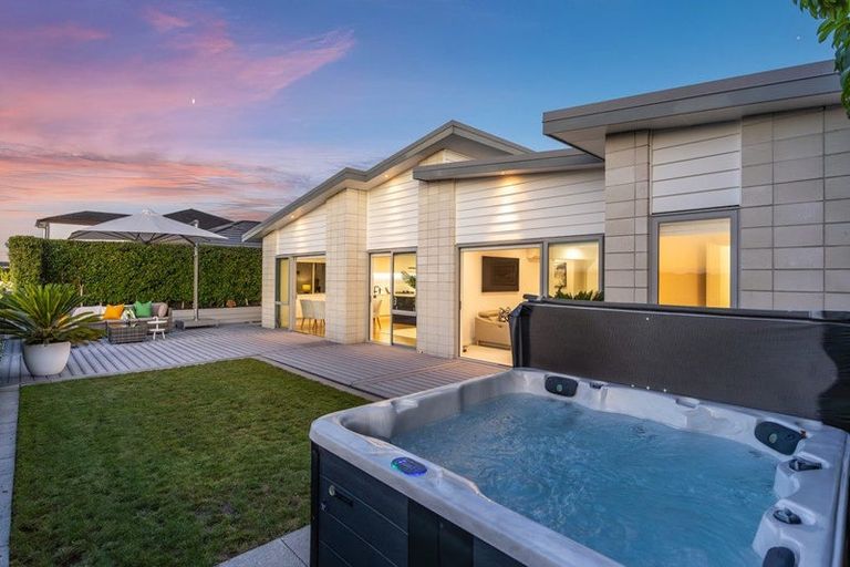 Photo of property in 67 Manuel Road, Silverdale, 0932