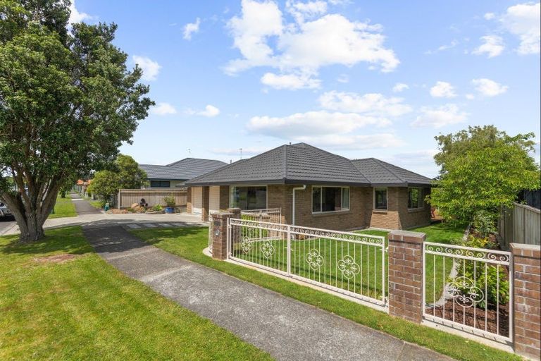 Photo of property in 158 Ruapehu Drive, Fitzherbert, Palmerston North, 4410