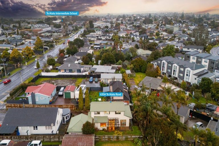Photo of property in 630a Te Atatu Road, Te Atatu Peninsula, Auckland, 0610