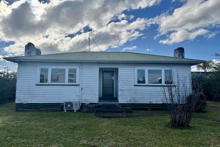 Photo of property in 38 Bandon Street, Frankton, Hamilton, 3204