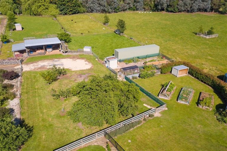 Photo of property in 86 Nursery Road, Homebush, Masterton, 5810
