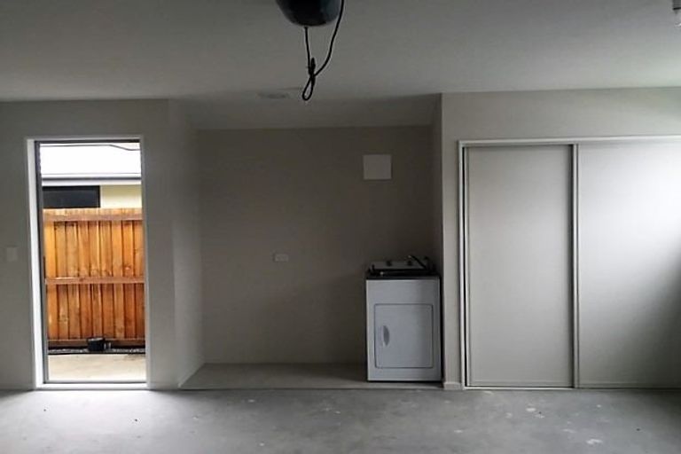 Photo of property in 5 Robalan Close, Halswell, Christchurch, 8025