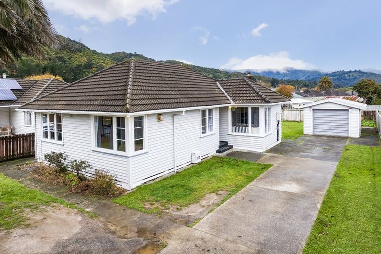 Photo of property in 10 Nelson Crescent, Wainuiomata, Lower Hutt, 5014