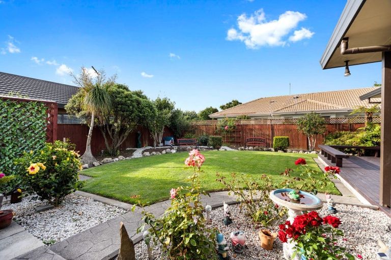 Photo of property in 1 Hyatt Grove, Greenmeadows, Napier, 4112