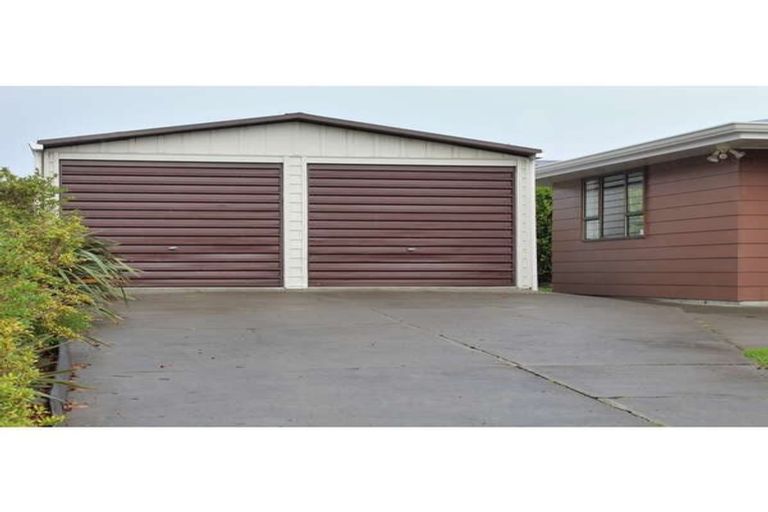 Photo of property in 50 Cascade Crescent, Westbrook, Palmerston North, 4412