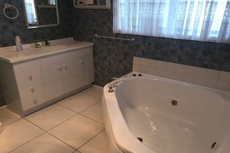 Photo of property in 254 Taita Drive, Taita, Lower Hutt, 5011