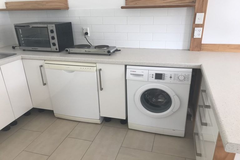 Photo of property in 19 Mawson Avenue, Torbay, Auckland, 0630