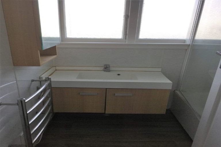 Photo of property in 155 Palmers Road, New Brighton, Christchurch, 8083