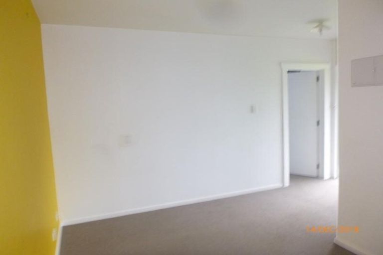 Photo of property in 6 Trig Road, West Harbour, Auckland, 0618