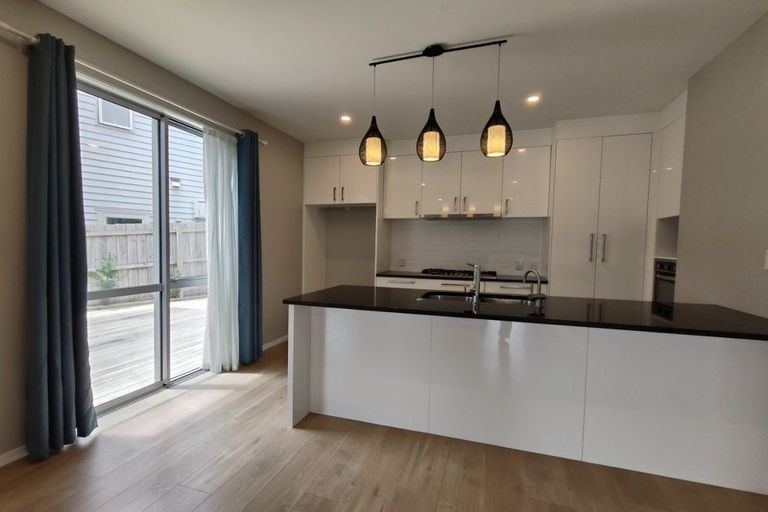 Photo of property in 68a Craigs Way, Hobsonville, Auckland, 0616