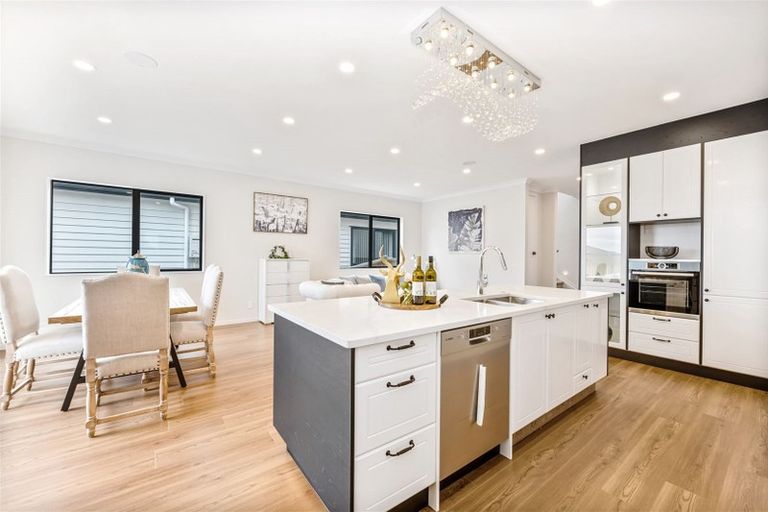 Photo of property in 3 Tiro Street, Flat Bush, Auckland, 2019