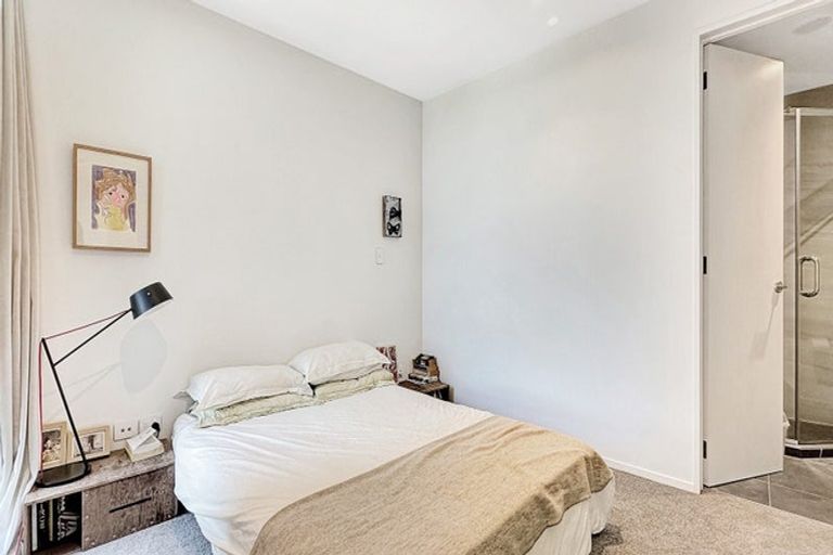 Photo of property in 502/1 Buscomb Avenue, Henderson, Auckland, 0610