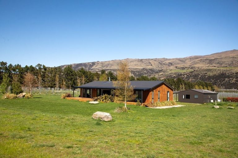 Photo of property in 90 Willowbank Road, Queensberry, Cromwell, 9383