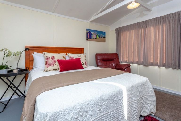 Photo of property in 102b Sharyn Place, Whangamata, 3620