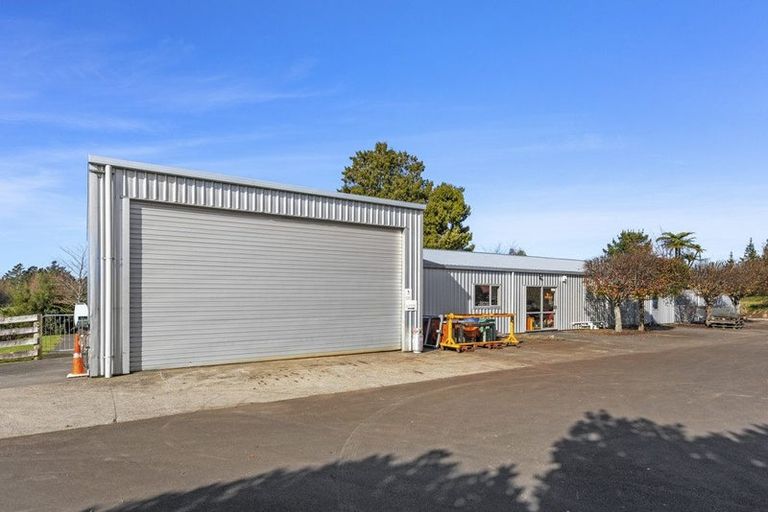 Photo of property in 75 Lepper Road, Inglewood, 4386