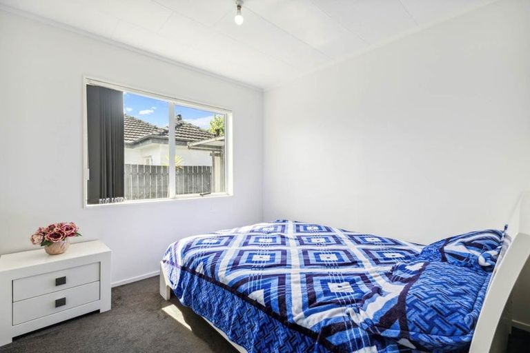 Photo of property in 2/3 James Road, Manurewa, Auckland, 2102