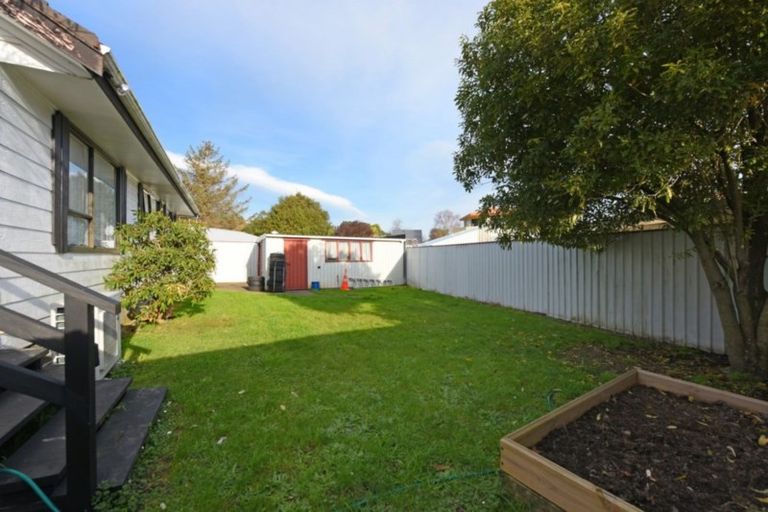 Photo of property in 100b Gemstone Drive, Birchville, Upper Hutt, 5018