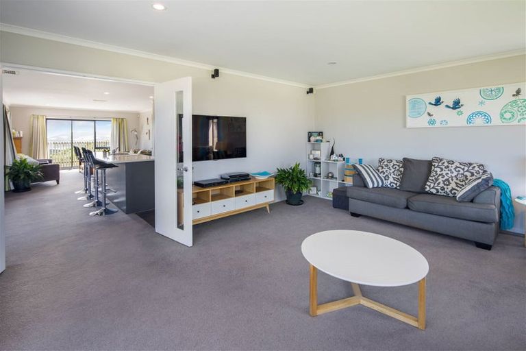 Photo of property in 185b Mark Avenue, Grenada Village, Wellington, 6037