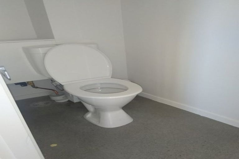 Photo of property in 33c Bracken Road, Paparangi, Wellington, 6037