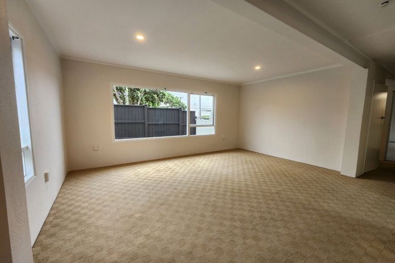 Photo of property in 1/23 Sanders Avenue, Takapuna, Auckland, 0622