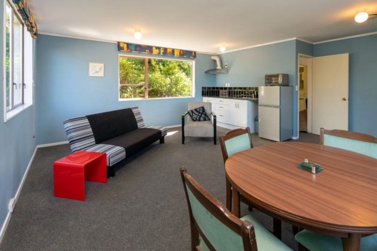 Photo of property in 24 Matuhi Street, Tirohanga, Lower Hutt, 5010