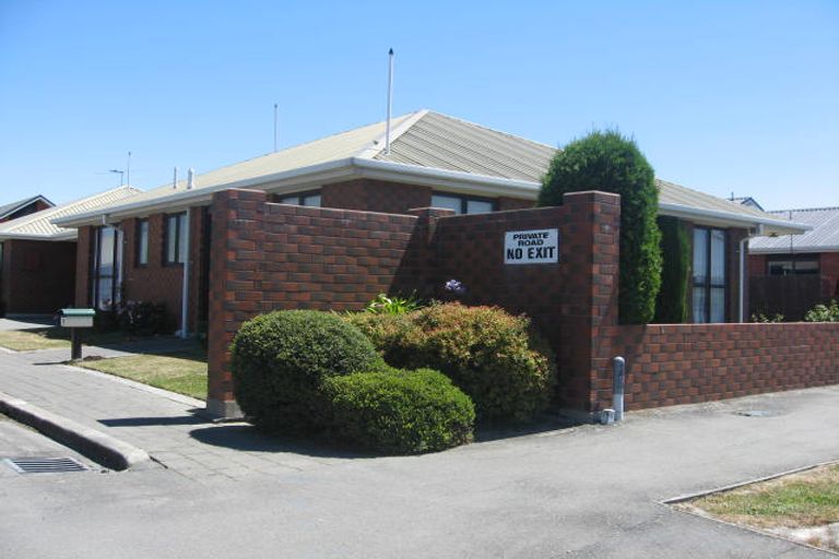 Photo of property in Carmichael Courts, 13/14 Wharenui Road, Upper Riccarton, Christchurch, 8041