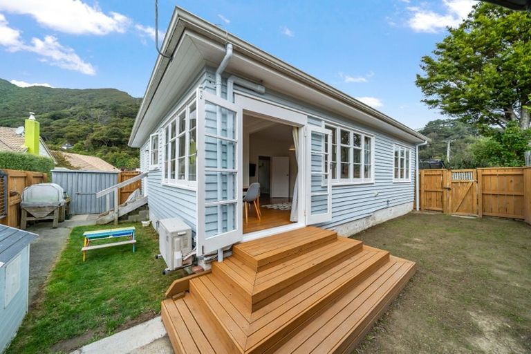 Photo of property in 15 Tyndall Street, Waiwhetu, Lower Hutt, 5010