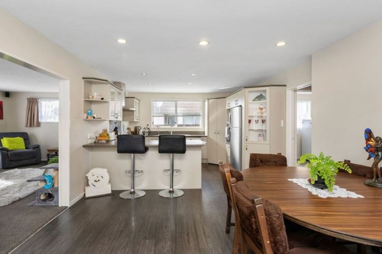 Photo of property in 39 Cowes Street, Avondale, Christchurch, 8061