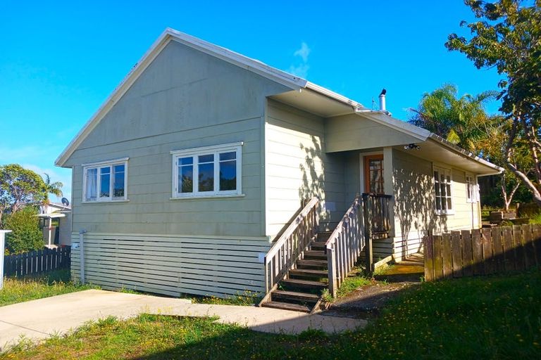 Photo of property in 4 Seascape Lane, Coopers Beach, 0420